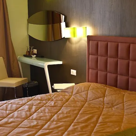 Amfitriti Palazzo فندق نافبليو