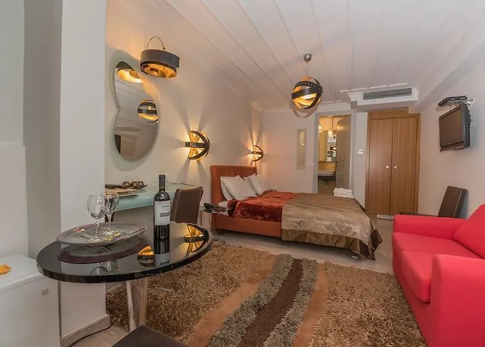 Hotel Amfitriti Palazzo 4*