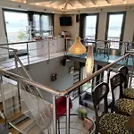 Amfitriti Palazzo Hotel 4*