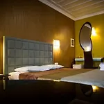 Amfitriti Palazzo Hotel 4*