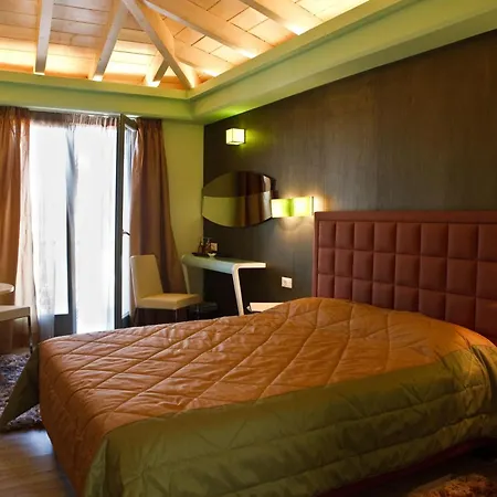 Hotel Amfitriti Palazzo 4*