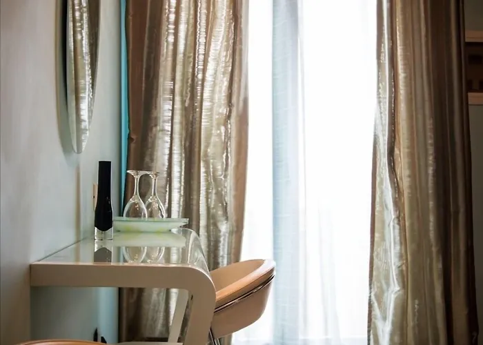 Amfitriti Palazzo 호텔 4*